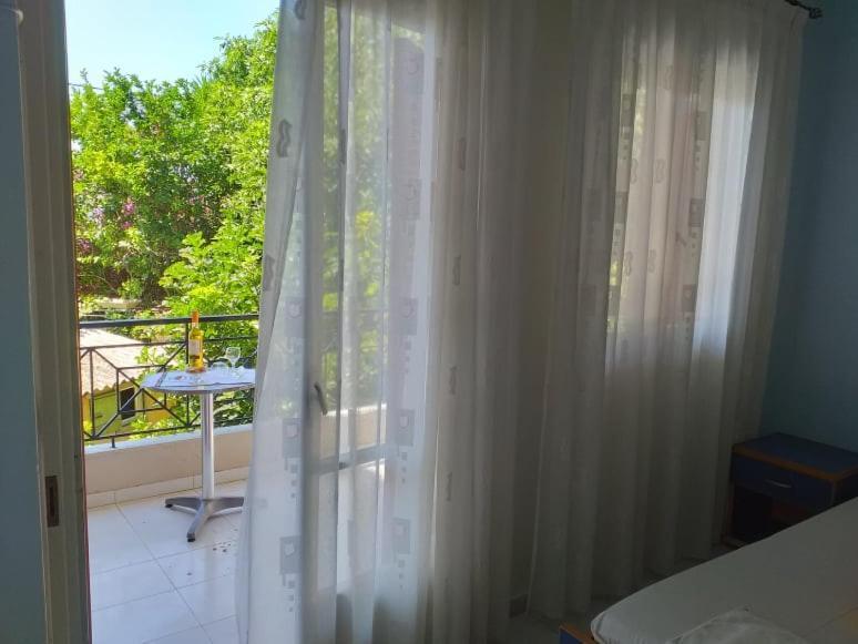 Altina Sea View Apartments Vasilikí Eksteriør bilde